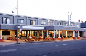 Commodore Motor Inn, Albury